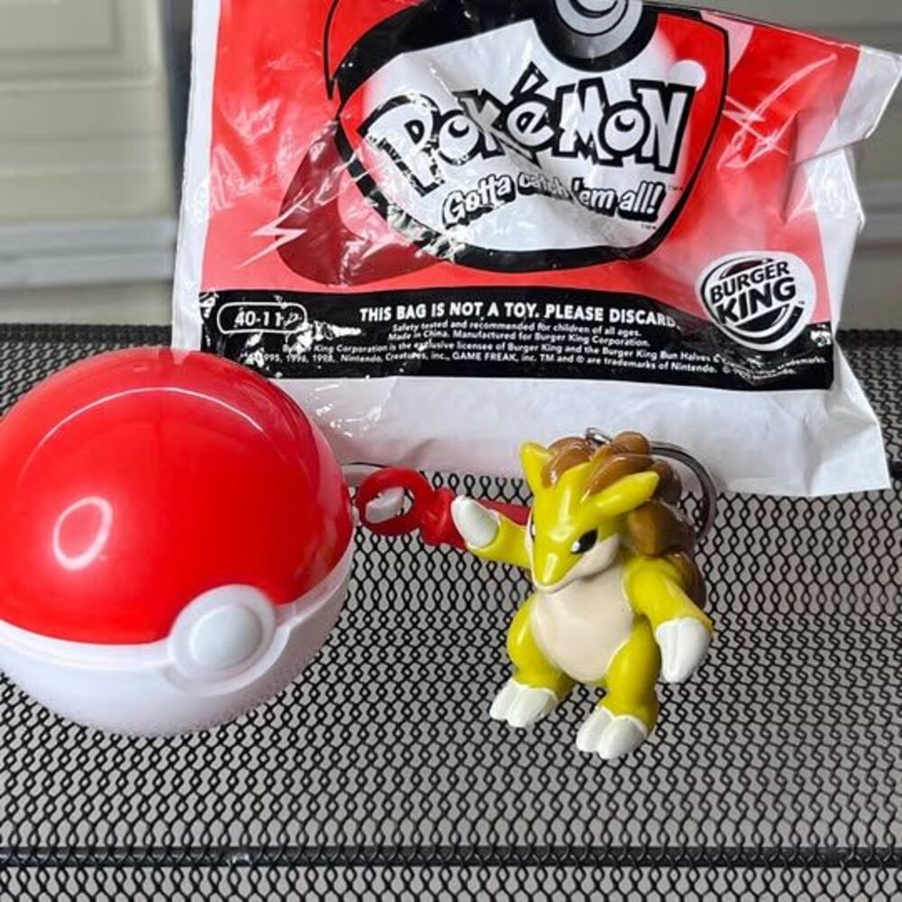 Vintage 1999 Burger King Pokémon Sandslash Keychain with Pokéball